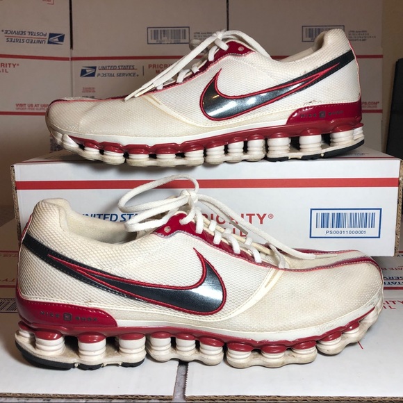 nike shox saya